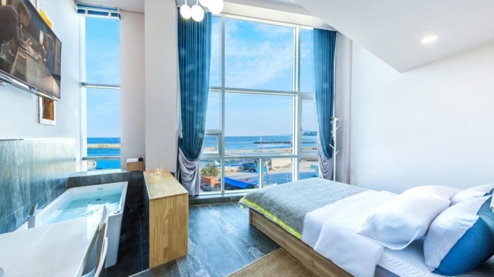 Gangneung Pier 86 Spa Pension Δωμάτιο φωτογραφία